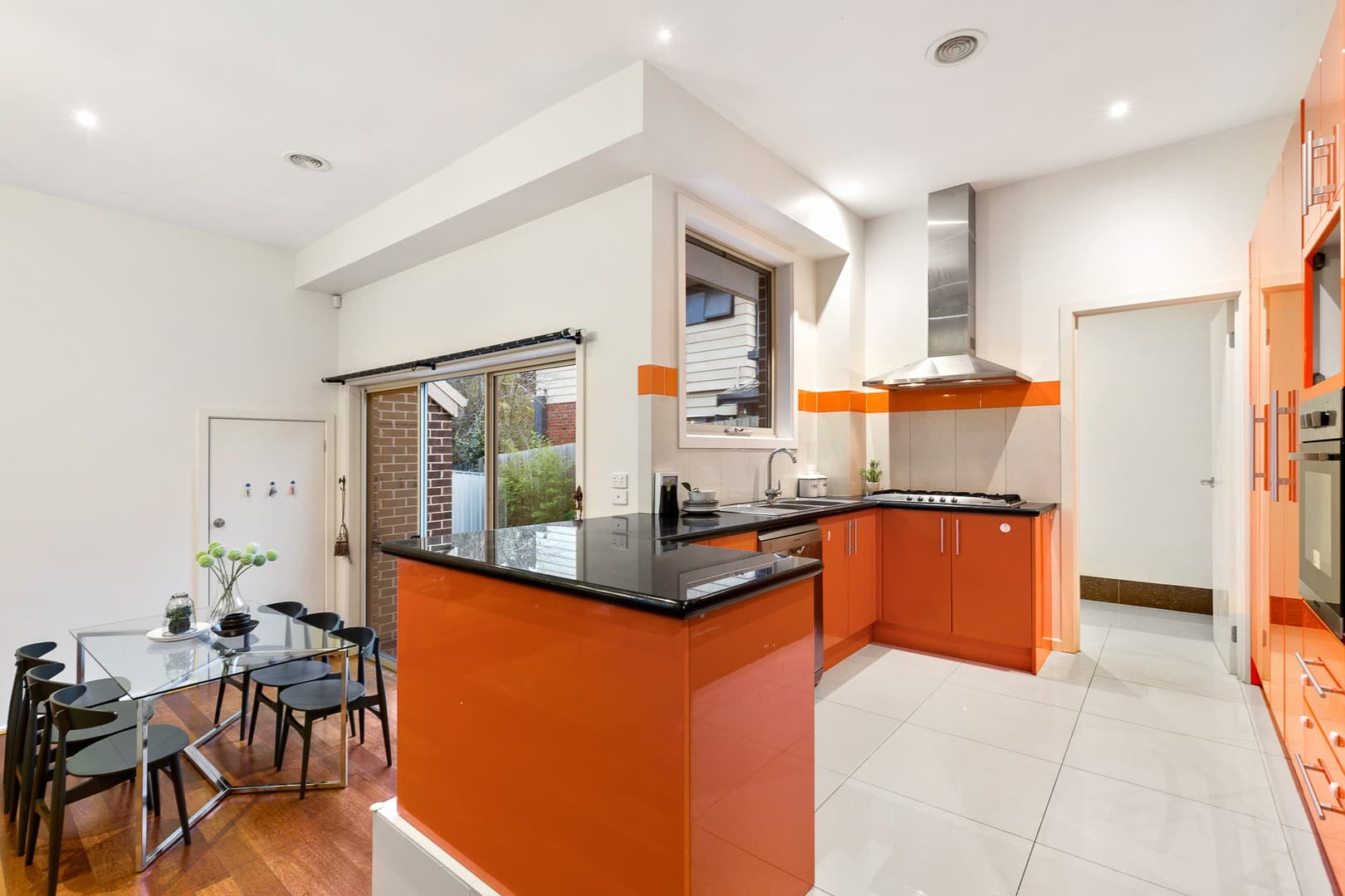 1/28 Boronia GroveDoncaster East, VIC 3109, Doncaster East - Thumbnail 4