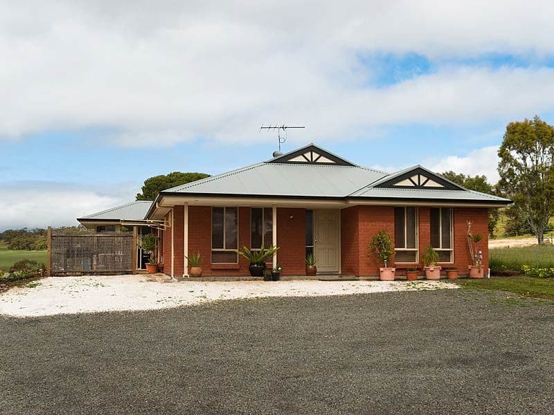 19 Bartholomew Road, KANMANTOO SA 5252, Kanmantoo - Thumbnail 2