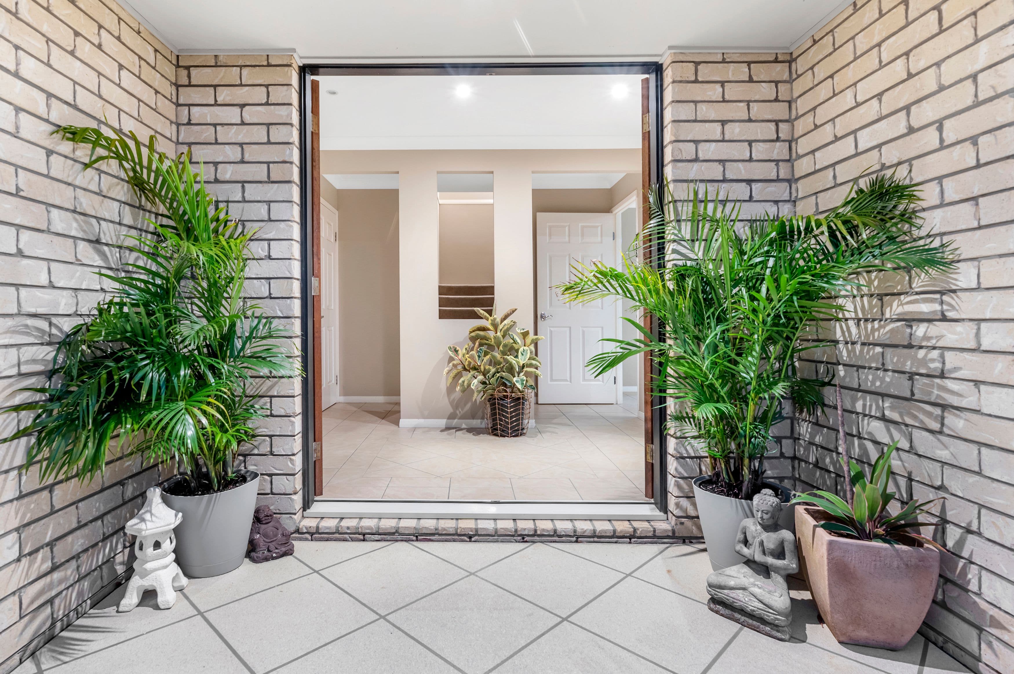19 Yaldara Street, Pacific Pines QLD 4211, Pacific Pines - Thumbnail 6