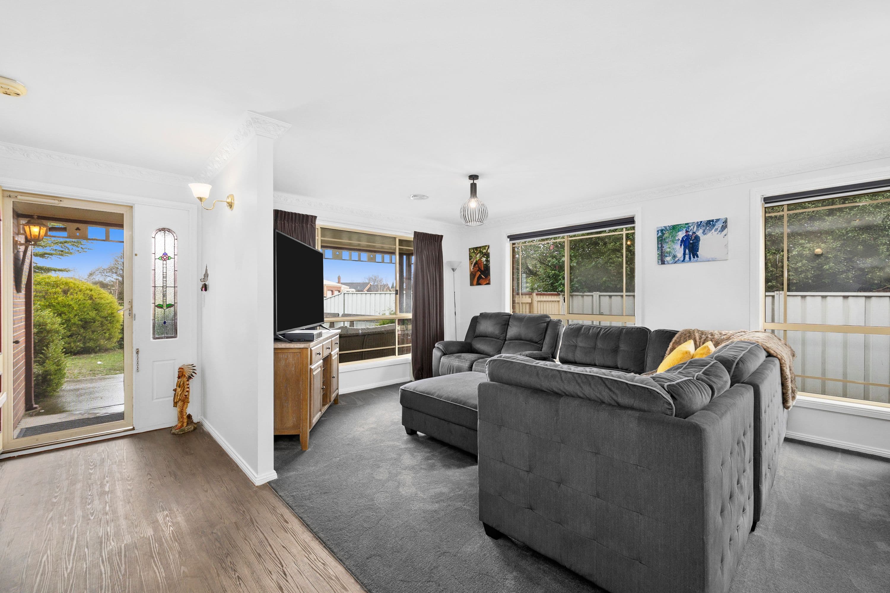 6 Bogart Drive, Wendouree VIC 3355, Wendouree - Thumbnail 4