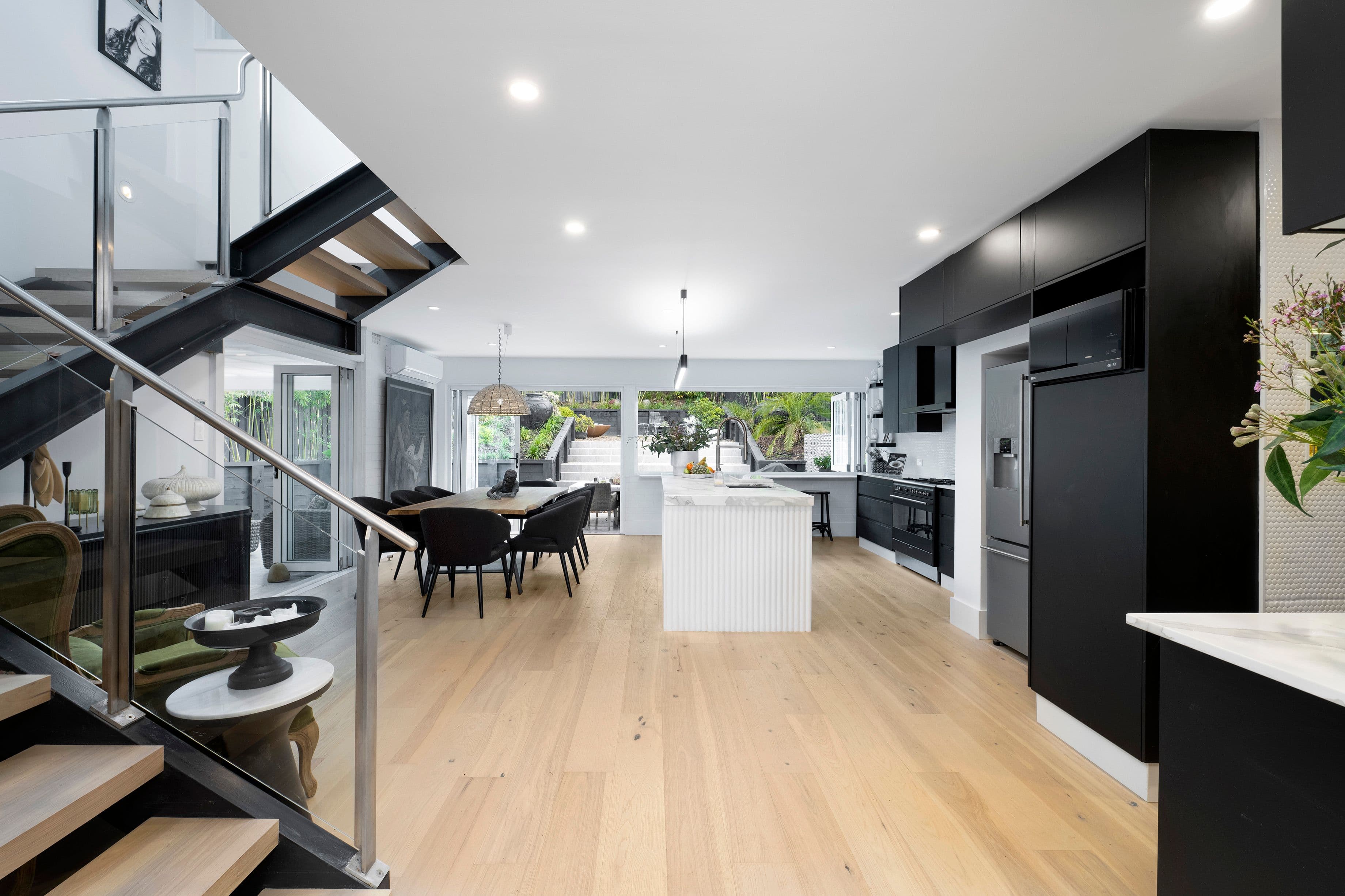 15 Athlone Crescent, Killarney Heights NSW 2087, Killarney Heights - Thumbnail 3