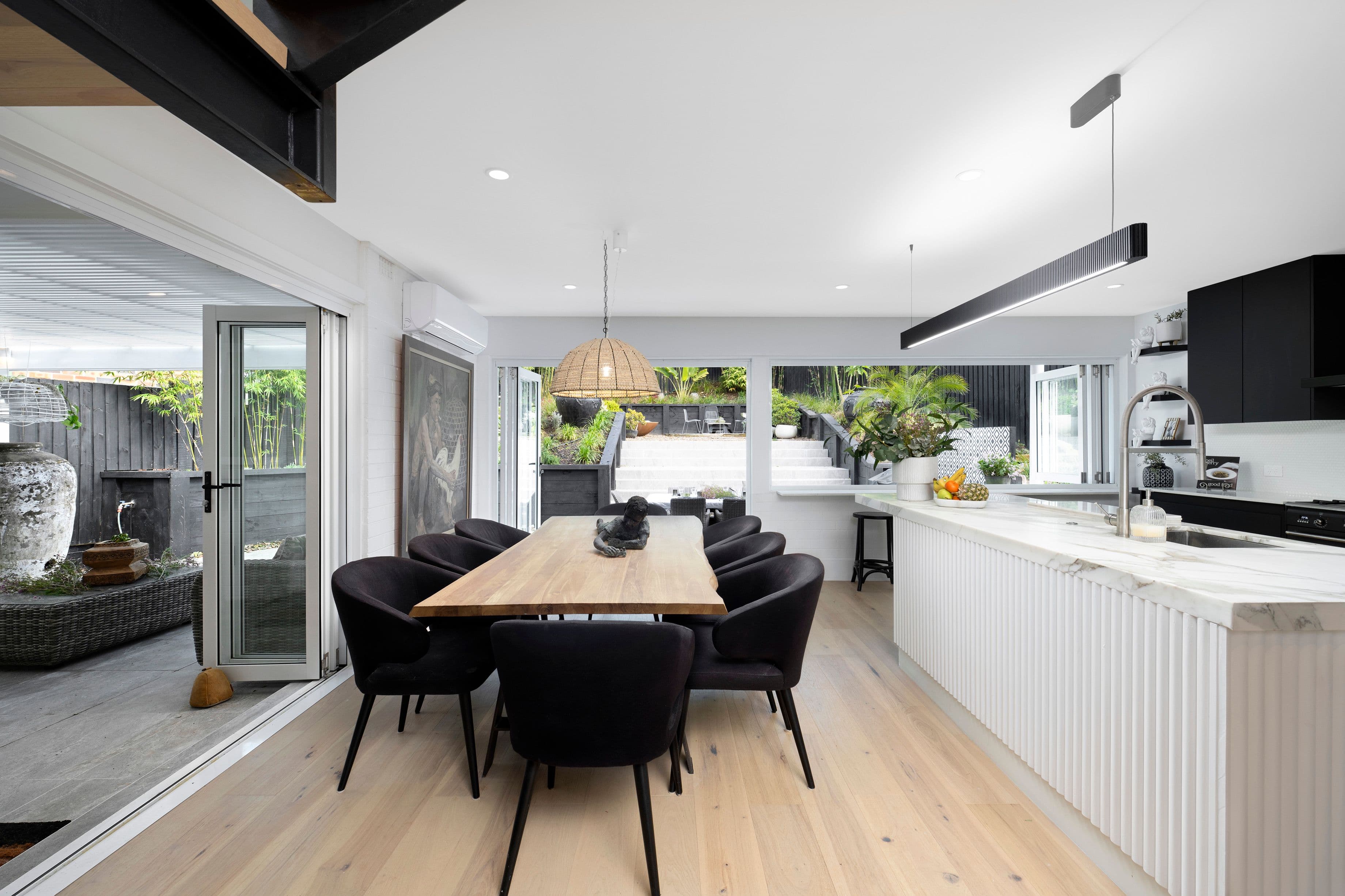 15 Athlone Crescent, Killarney Heights NSW 2087, Killarney Heights - Thumbnail 4