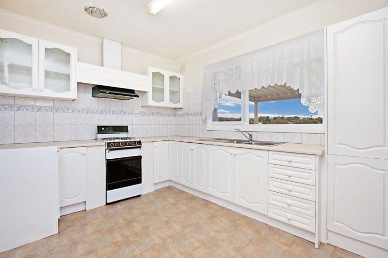21 Kym Avenue, VALLEY VIEW SA 5093, Valley View - Thumbnail 3