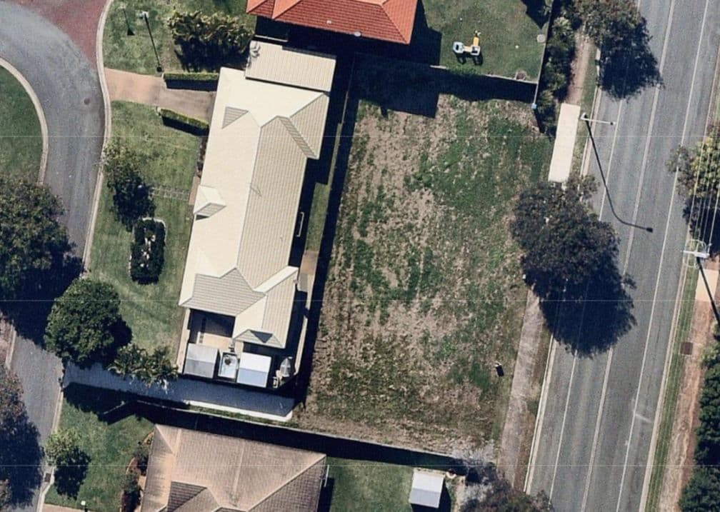 69 Queen Street, Redland Bay QLD 4165, Redland Bay - Thumbnail 2