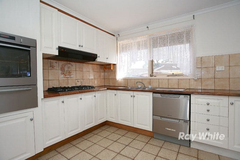 16 Rainsford Drive, NOBLE PARK NORTH VIC 3174, Noble Park North - Thumbnail 6