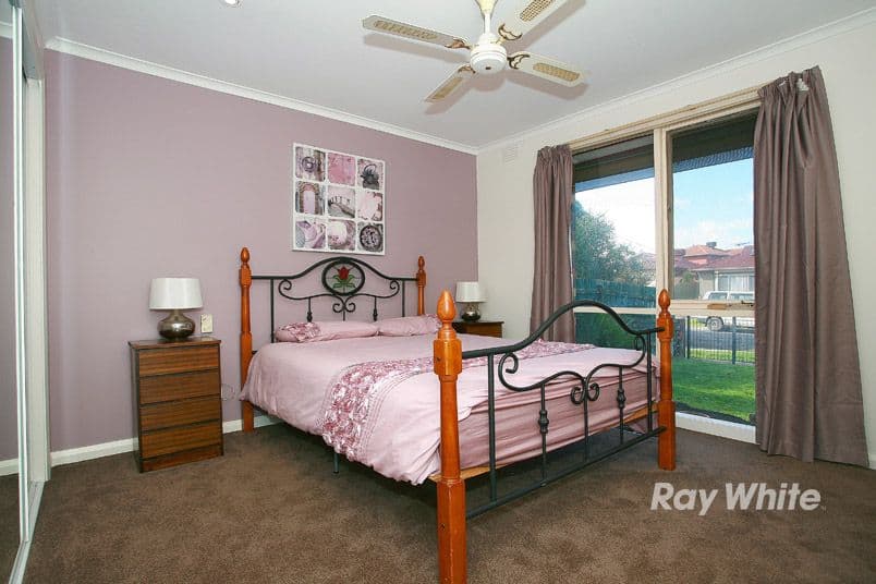 16 Rainsford Drive, NOBLE PARK NORTH VIC 3174, Noble Park North - Thumbnail 7
