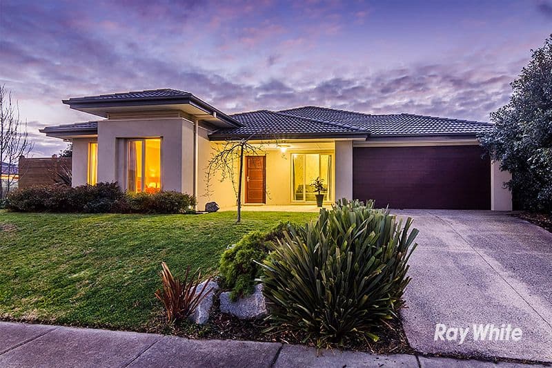 31 Broadstone Way, Cranbourne VIC 3977, Cranbourne - Image 1