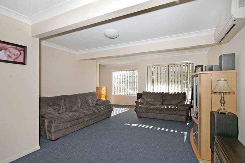 12 Adrian Close, BATEAU BAY NSW 2261, Bateau Bay - Thumbnail 4