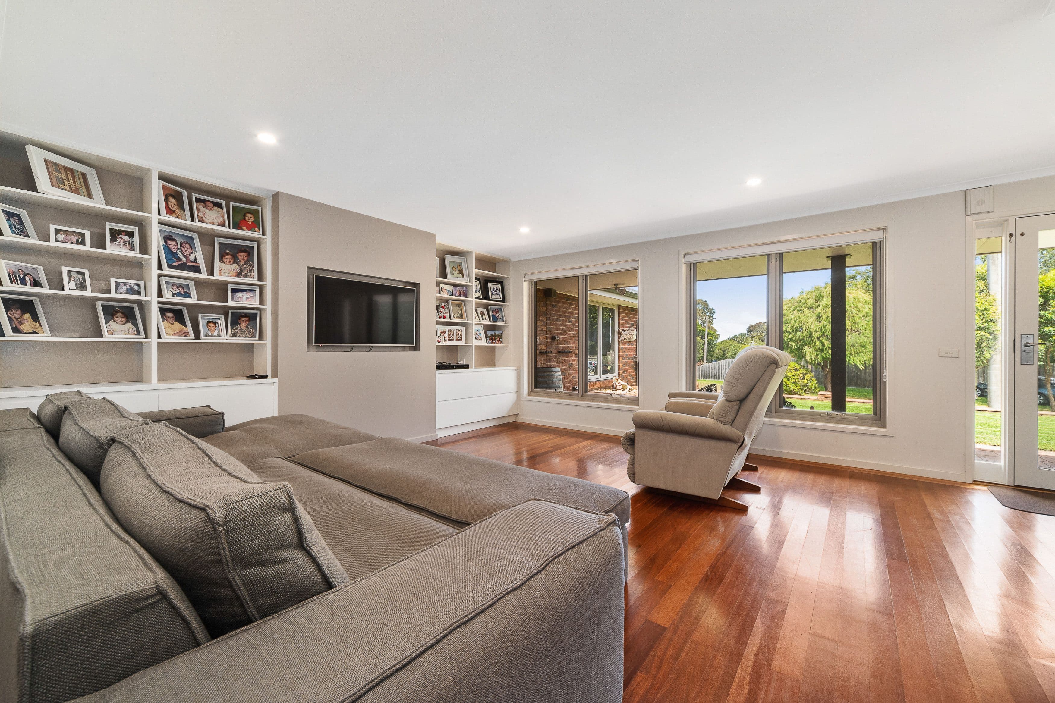 17 Evans Street, Pearcedale VIC 3912, Pearcedale - Thumbnail 2