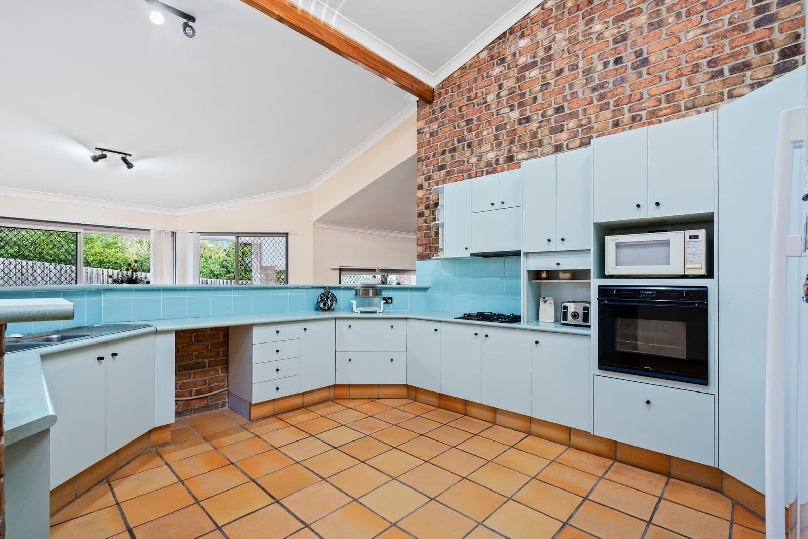 7 Wadkins Court, Parkwood QLD 4214, Parkwood - Thumbnail 8
