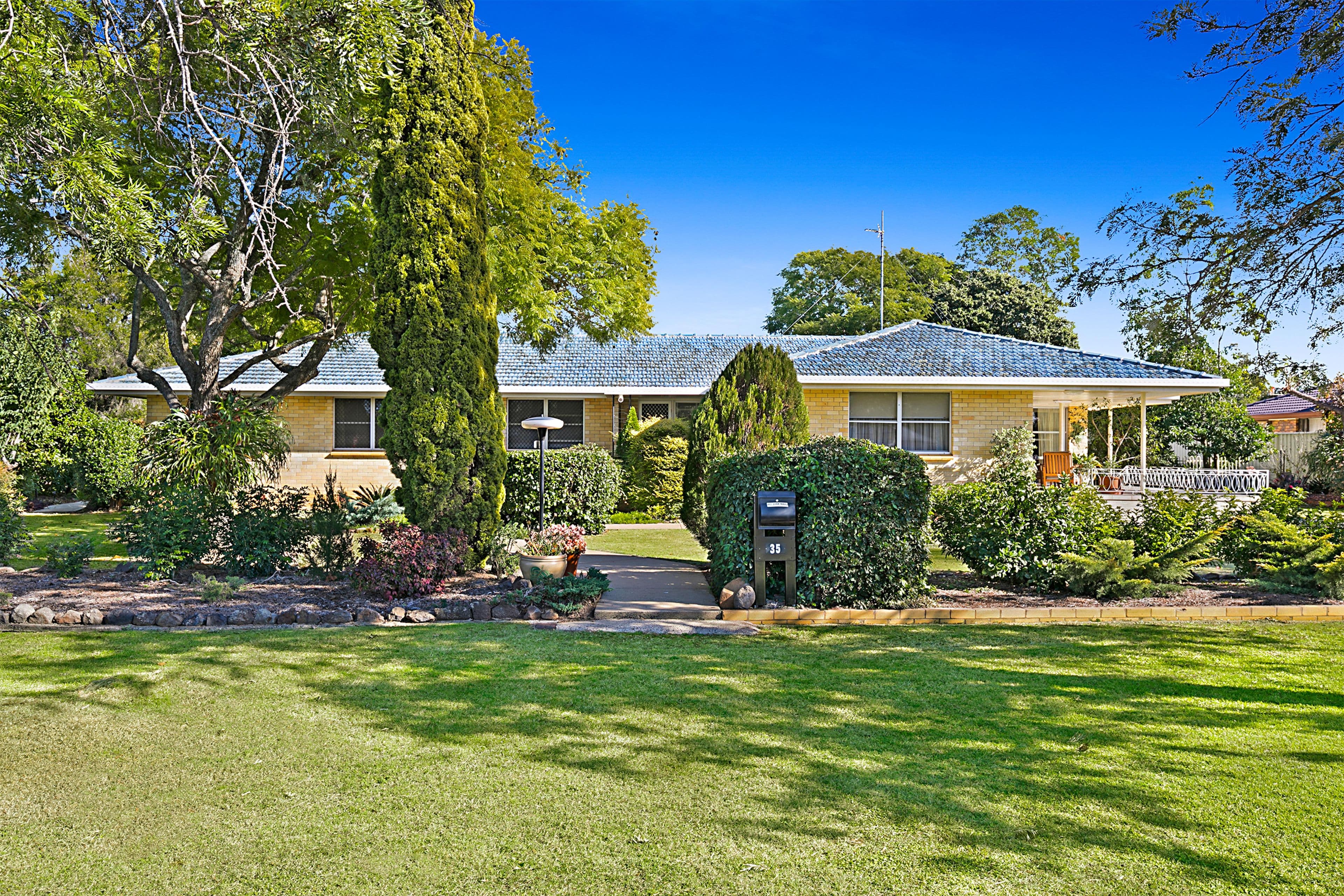 35 Briggs Street, Pittsworth QLD 4356, Pittsworth - Image 1
