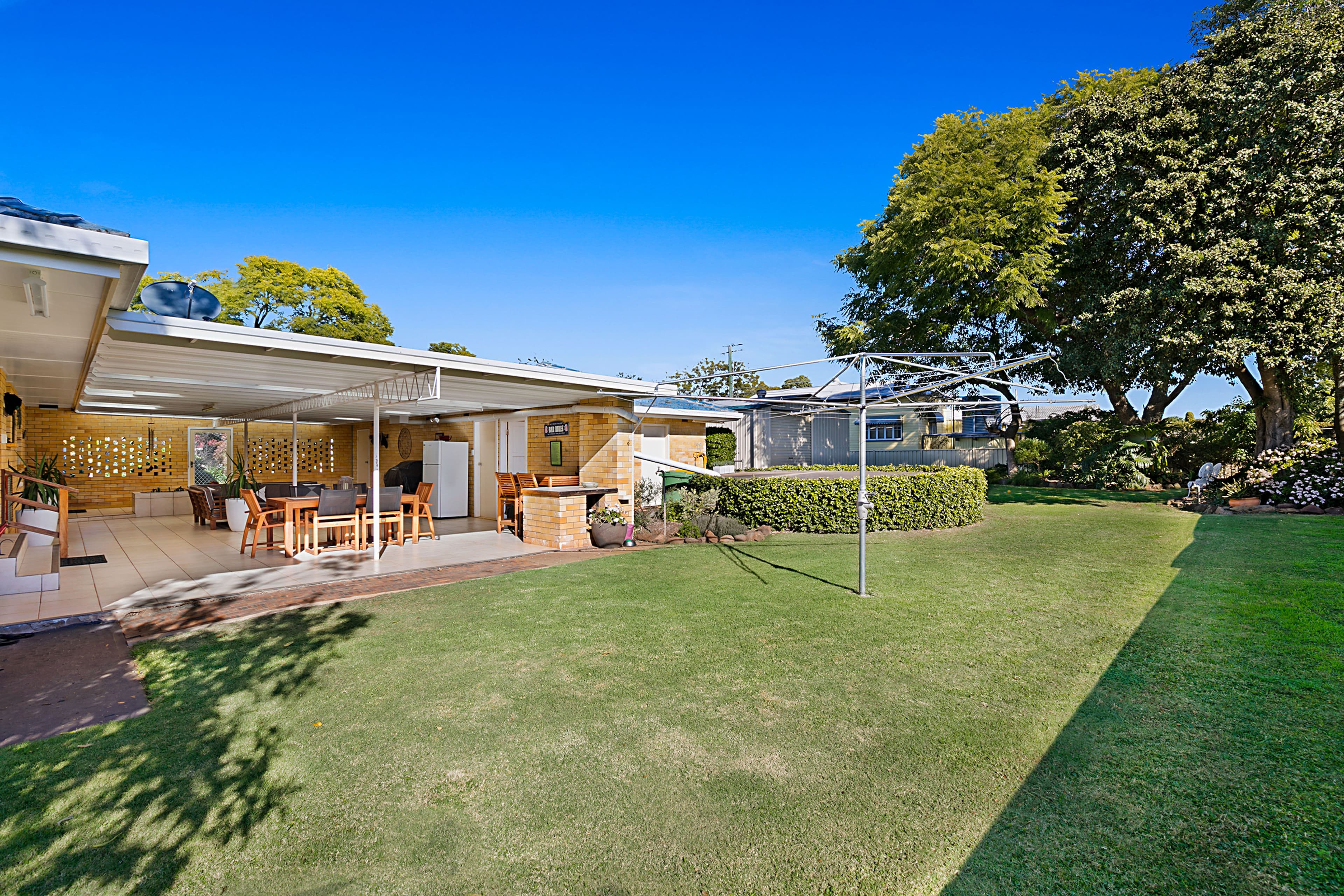 35 Briggs Street, Pittsworth QLD 4356, Pittsworth - Thumbnail 3