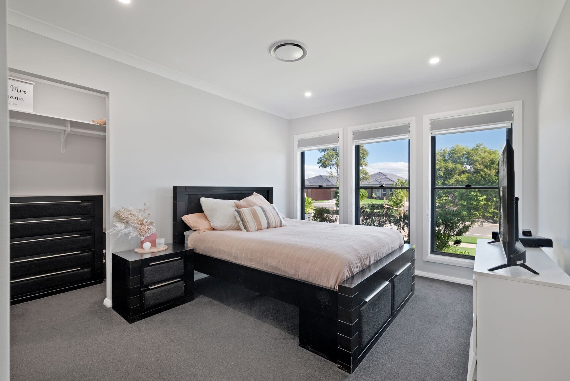 81 Nicholson Parade, Spring Farm NSW 2570, Spring Farm - Thumbnail 2