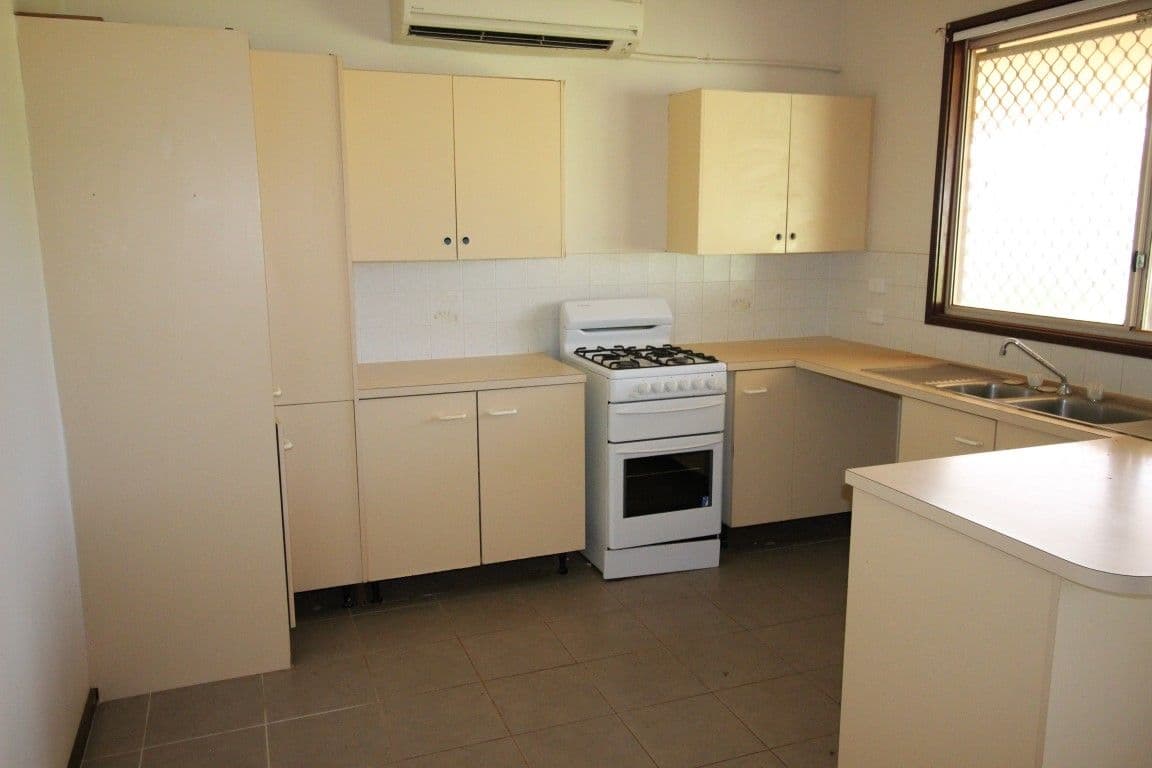23 Spoonbill Crescent, South Hedland WA 6722, South Hedland - Thumbnail 2
