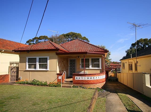 9 Charlton Street, YAGOONA NSW 2199, Yagoona - Image 1