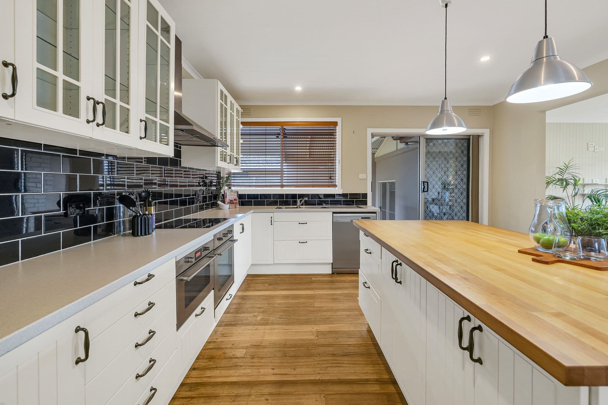 67 Mossfiel Drive, Hoppers Crossing VIC 3029, Hoppers Crossing - Thumbnail 2