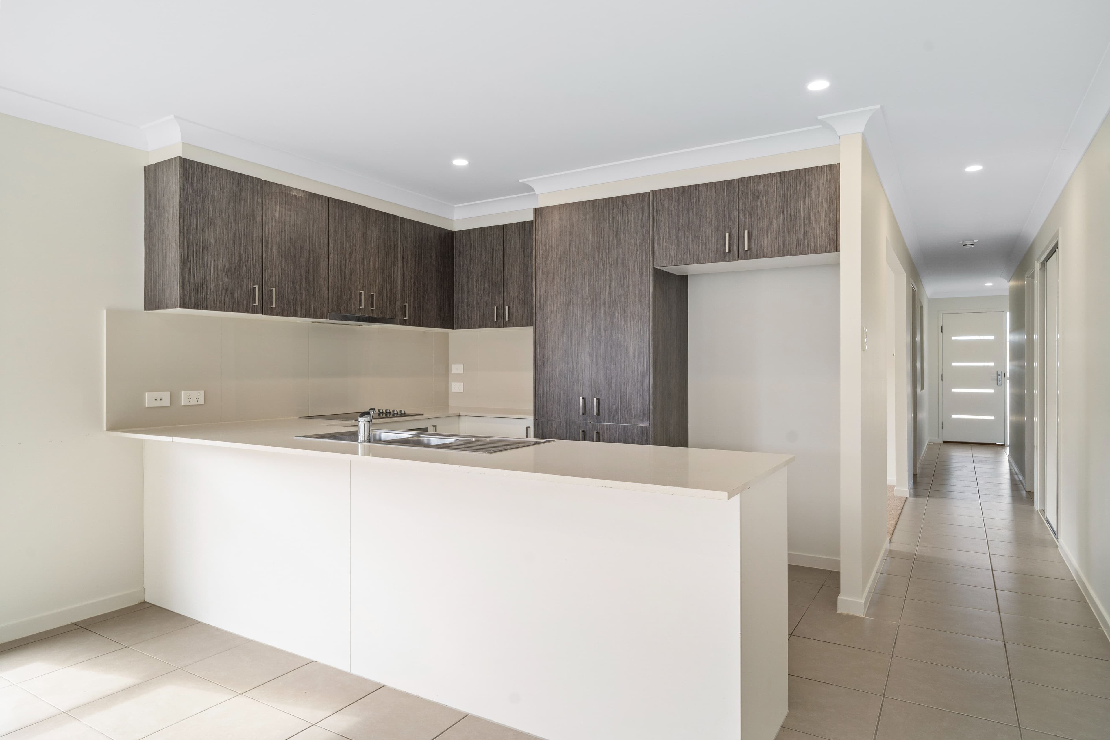 93 Ridgevale Boulevard, Holmview QLD 4207, Holmview - Thumbnail 3