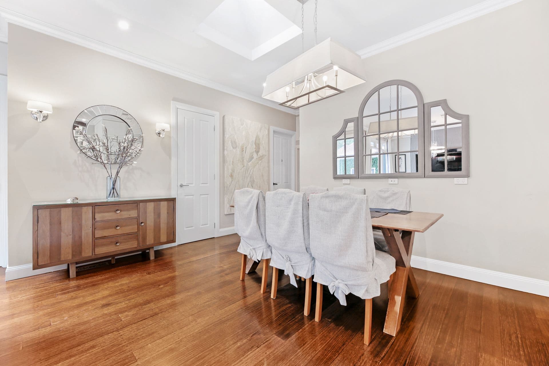 15 Hannaslea Street, Box Hill VIC 3128, Box Hill - Thumbnail 3