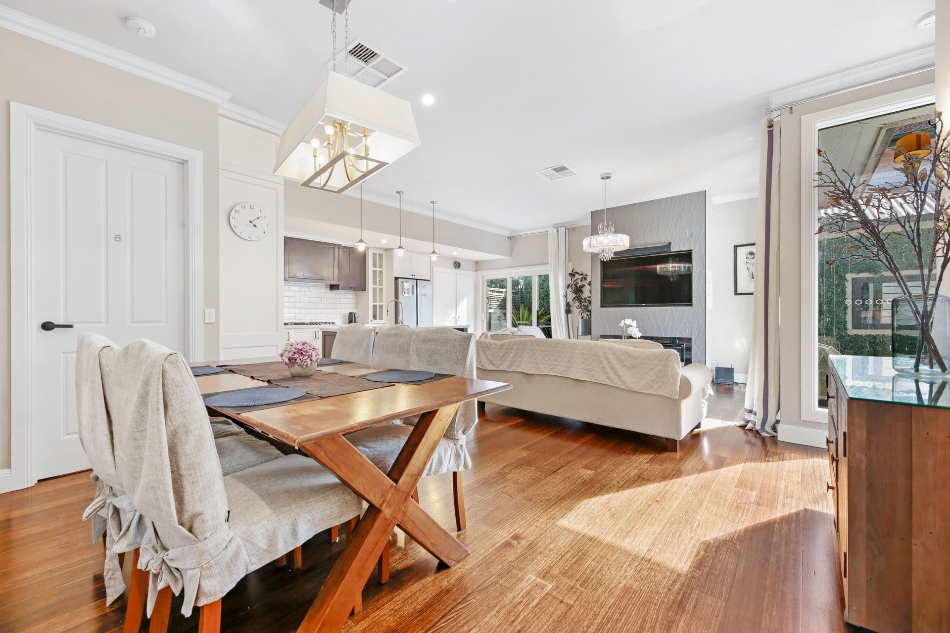 15 Hannaslea Street, Box Hill VIC 3128, Box Hill - Thumbnail 4