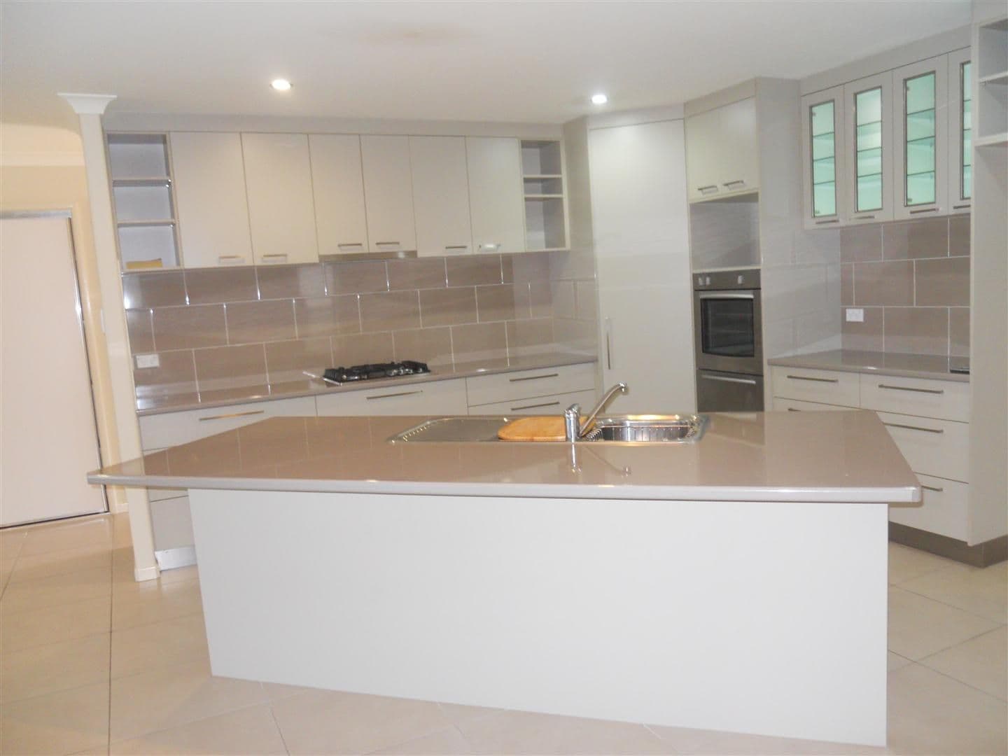 22 Broadhurst Drive, GRACEMERE QLD 4702, Gracemere - Thumbnail 3
