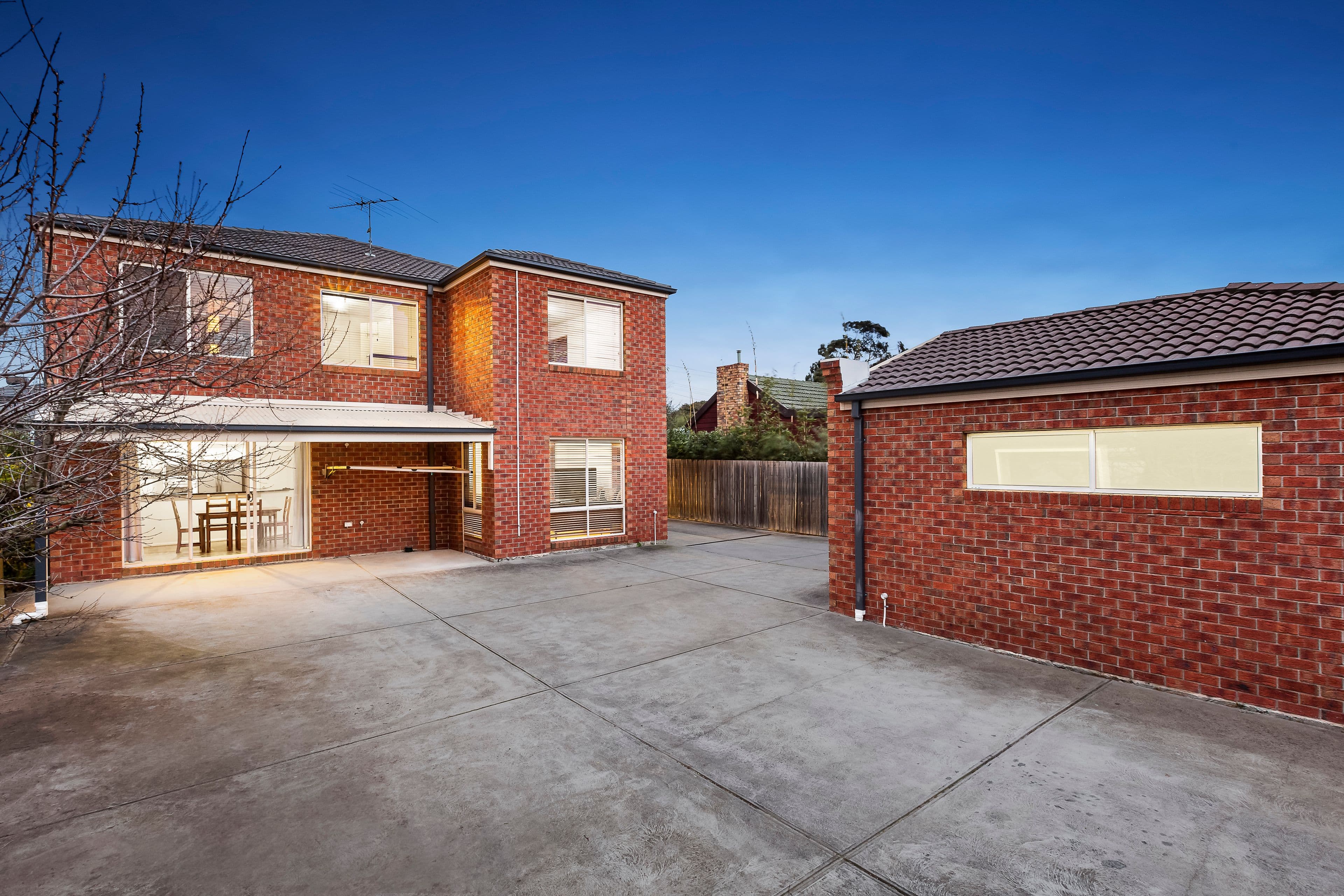 17 Windsor Avenue, Oakleigh South VIC 3167, Oakleigh South - Thumbnail 2