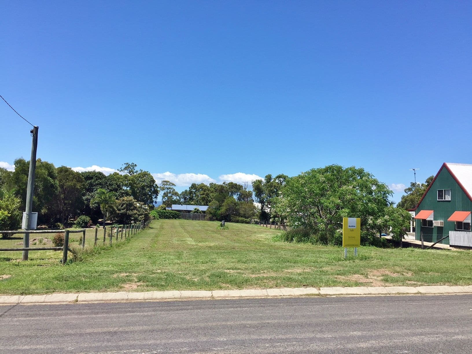 22 Blue Water Road, Booral QLD 4655, Booral - Thumbnail 2