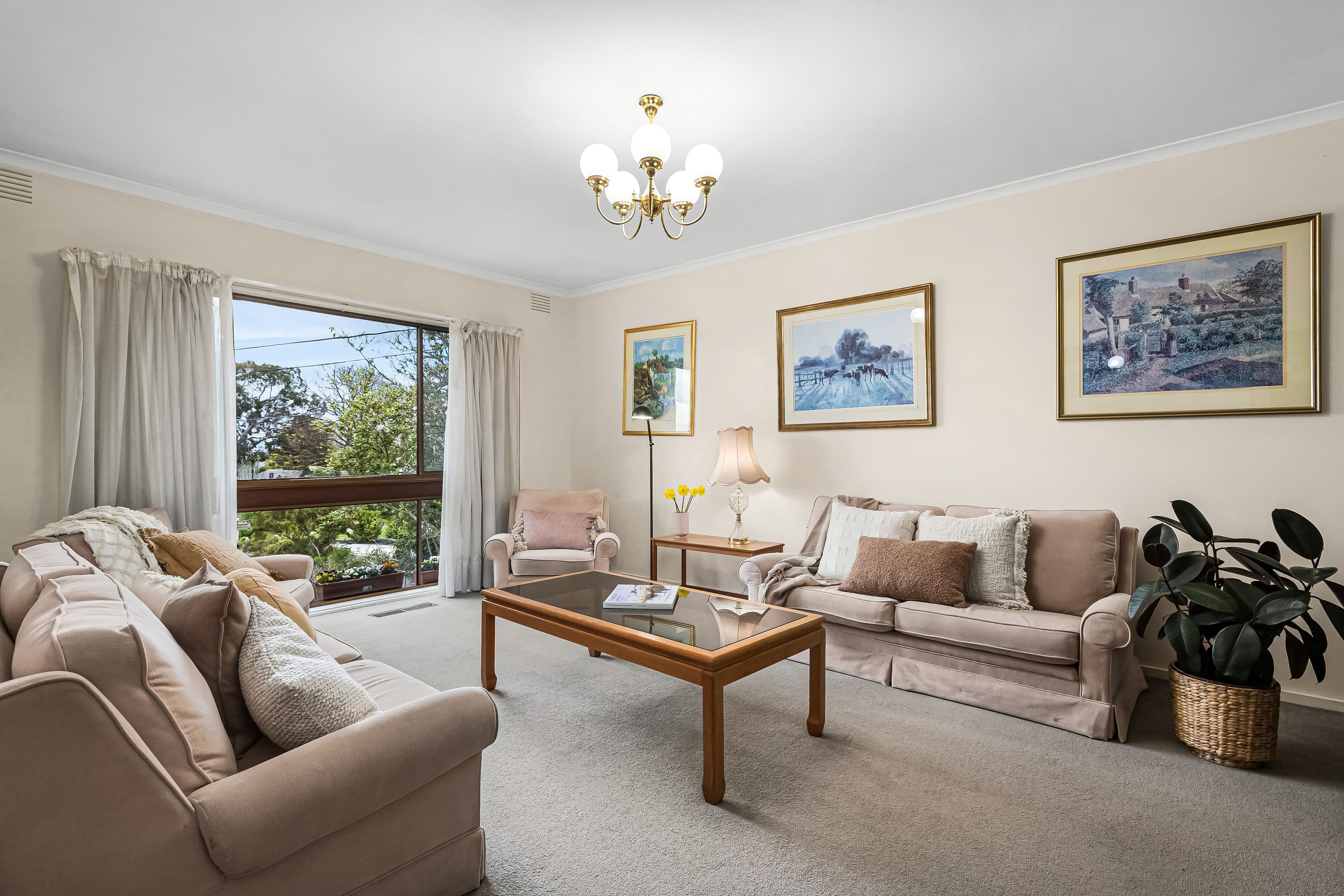 6 Gymea Court, Glen Waverley VIC 3150, Glen Waverley - Thumbnail 2