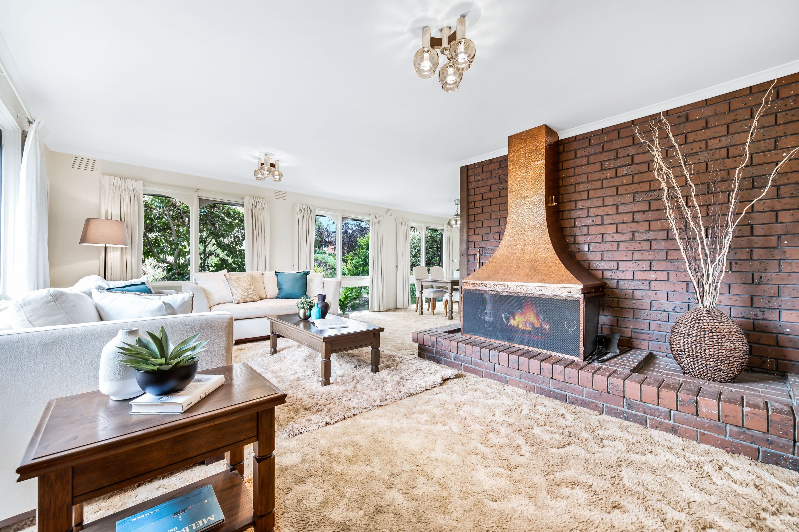 15 Brynor Crescent, Glen Waverley VIC 3150, Glen Waverley - Thumbnail 2