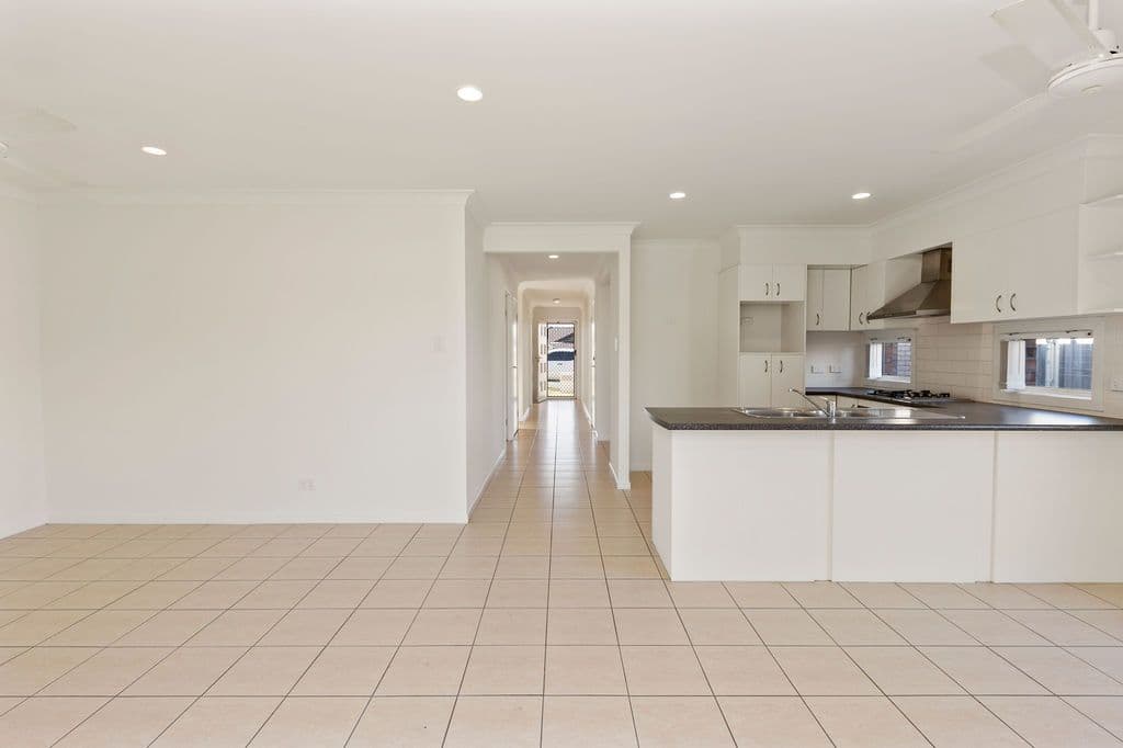 5 Pearl Street, Coomera QLD 4209, Coomera - Thumbnail 4