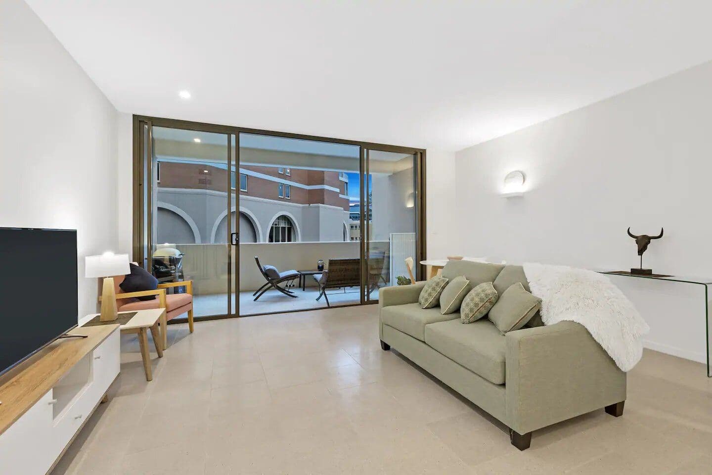 6 Pine Tree Lane, Terrigal NSW 2260, Terrigal - Thumbnail 2