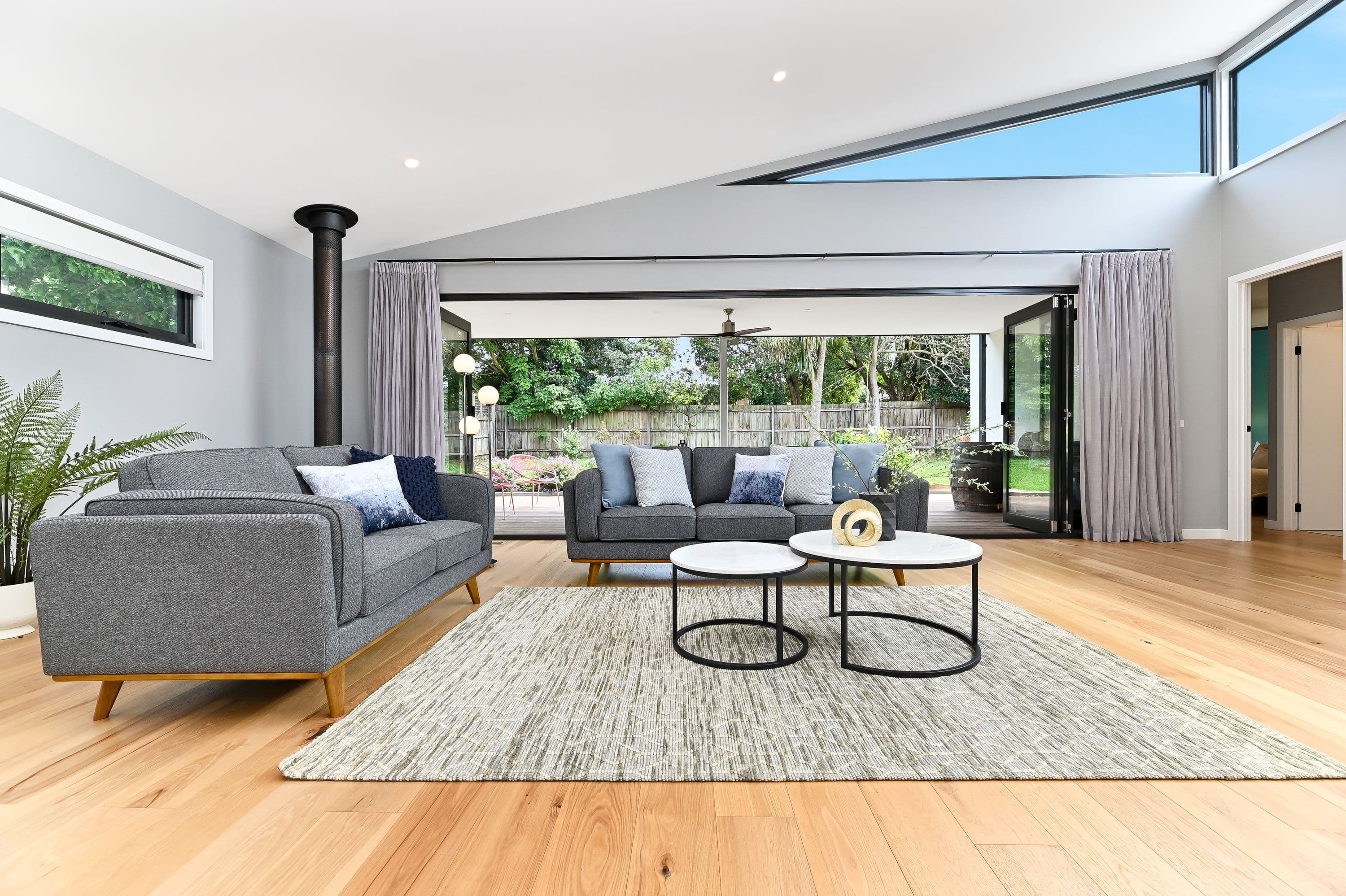 15 Allister Street, Mount Waverley VIC 3149, Mount Waverley - Image 1