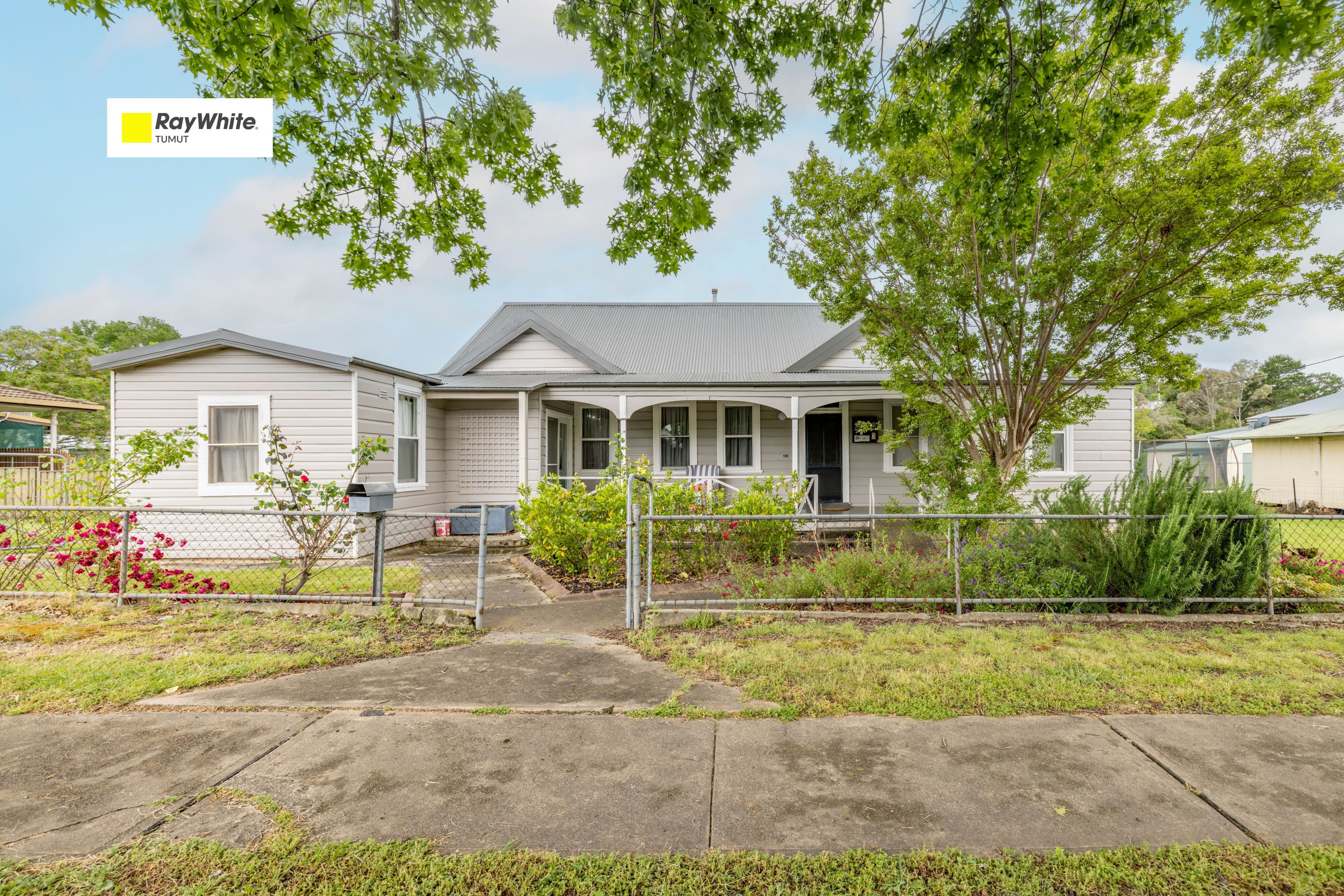 102 Tumut Street, Adelong NSW 2729, Adelong - Image 1