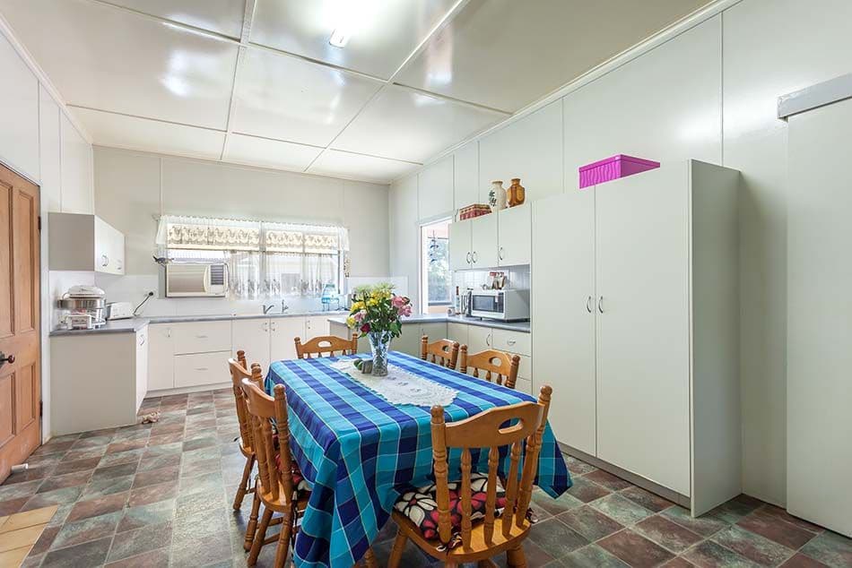 11 Burton Street, Harristown QLD 4350, Harristown - Thumbnail 5