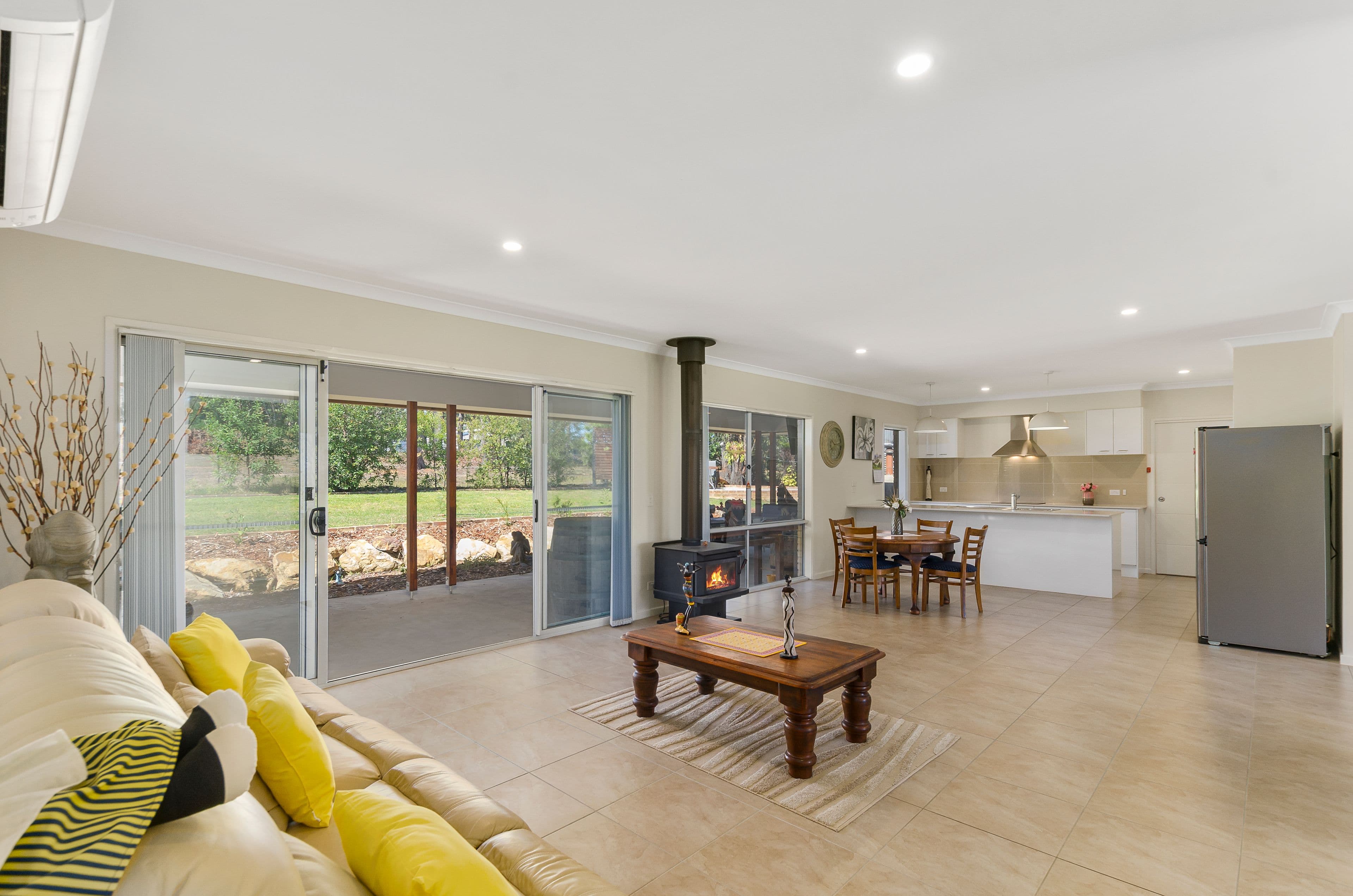 57 West Parade, Hill Top - Thumbnail 4
