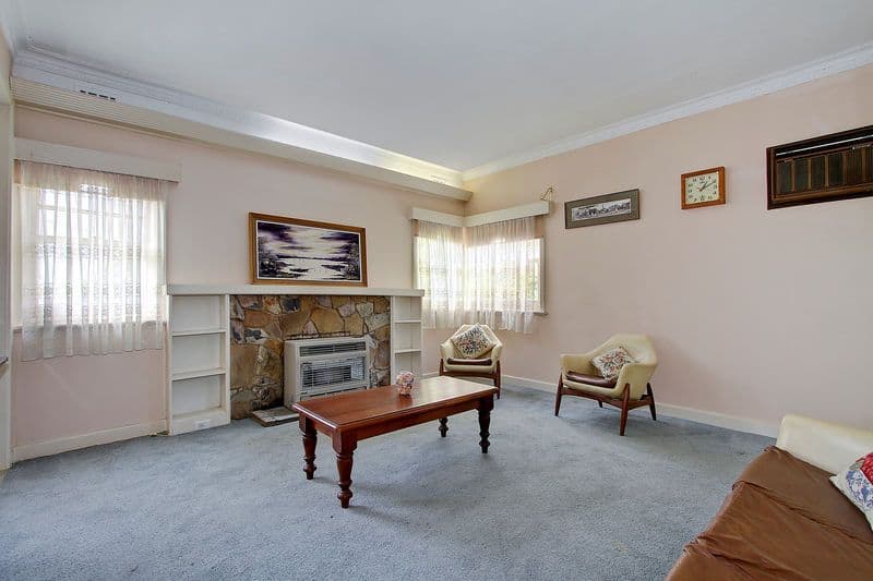 10 DERBY Road, KILSYTH VIC 3137, Kilsyth - Thumbnail 2