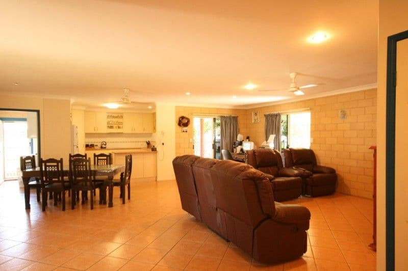 23 Swan Street, ARMSTRONG BEACH QLD 4737, Armstrong Beach - Thumbnail 2