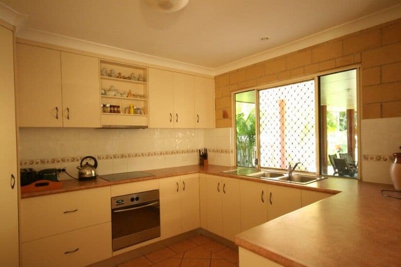 23 Swan Street, ARMSTRONG BEACH QLD 4737, Armstrong Beach - Thumbnail 3