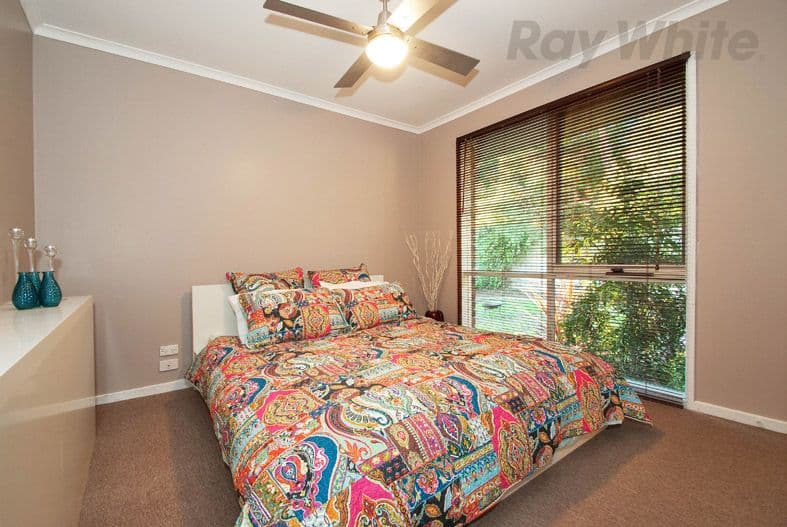12 WOODLAND Avenue, CROYDON VIC 3136, Croydon - Thumbnail 7