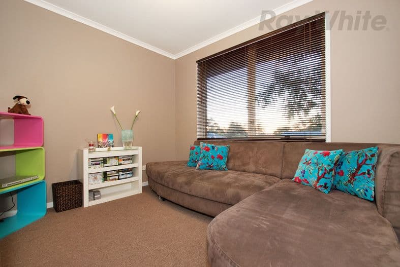 12 WOODLAND Avenue, CROYDON VIC 3136, Croydon - Thumbnail 8