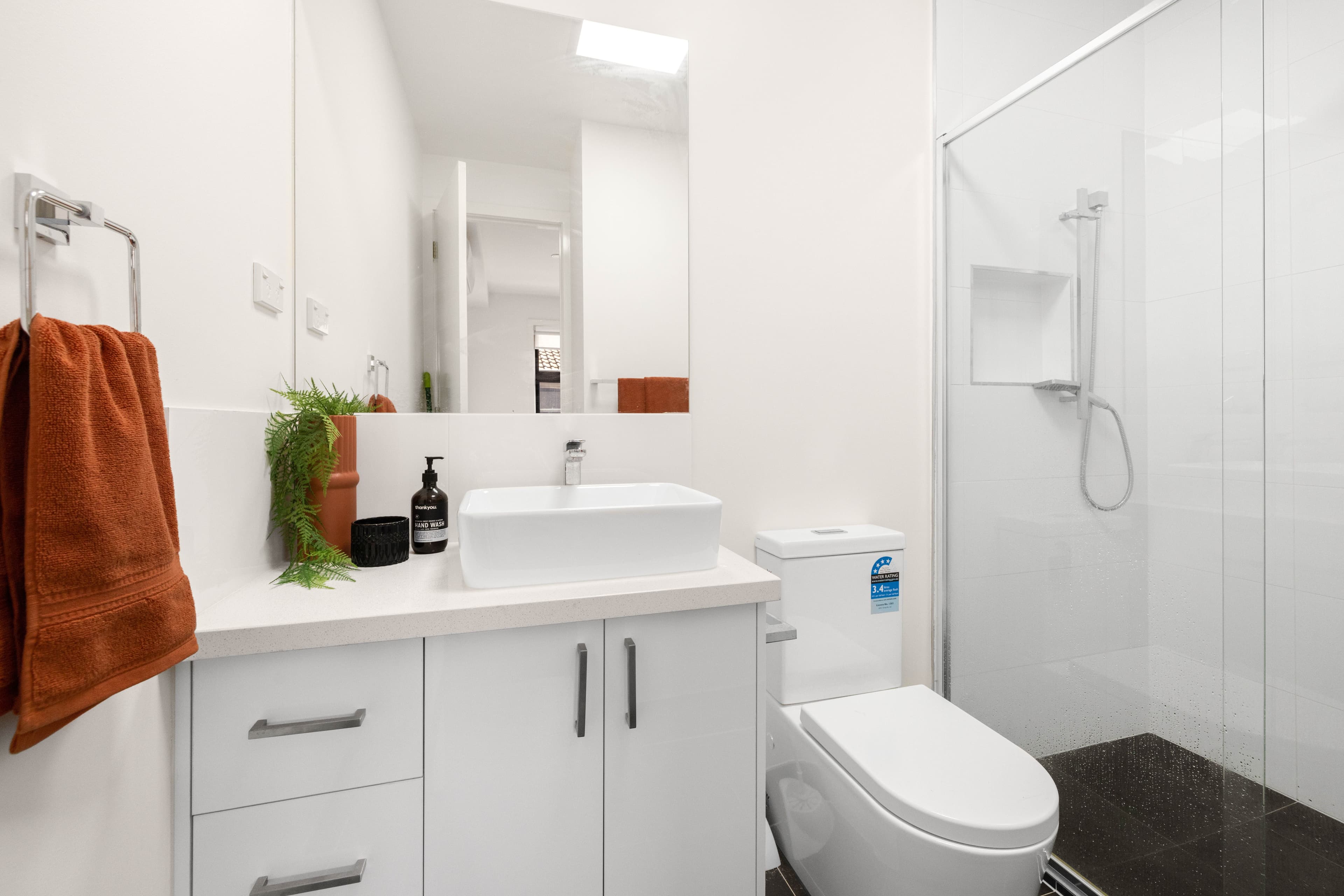 7 Clovelly Avenue, Glenroy VIC 3046, Glenroy - Thumbnail 5