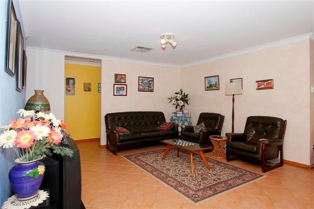 11 St Andrews Crescent, CANNING VALE WA 6155, Canning Vale - Thumbnail 7