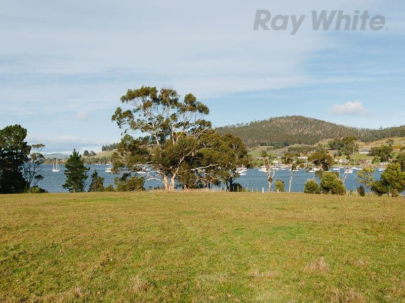 45 Esplanade Road, Cygnet TAS 7112, Cygnet - Thumbnail 3