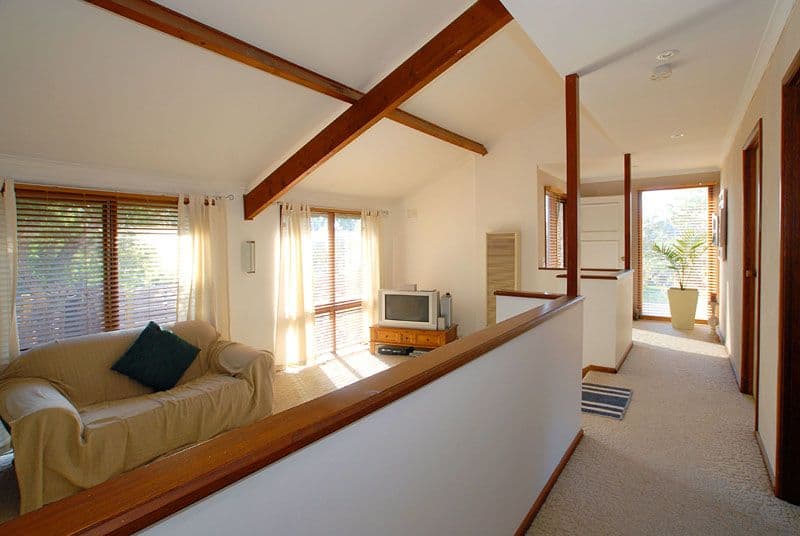 1 Warrock Court, FRANKSTON SOUTH VIC 3199, Frankston South - Thumbnail 2