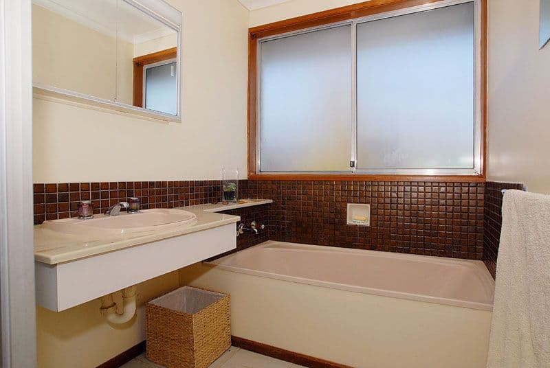 1 Warrock Court, FRANKSTON SOUTH VIC 3199, Frankston South - Thumbnail 5