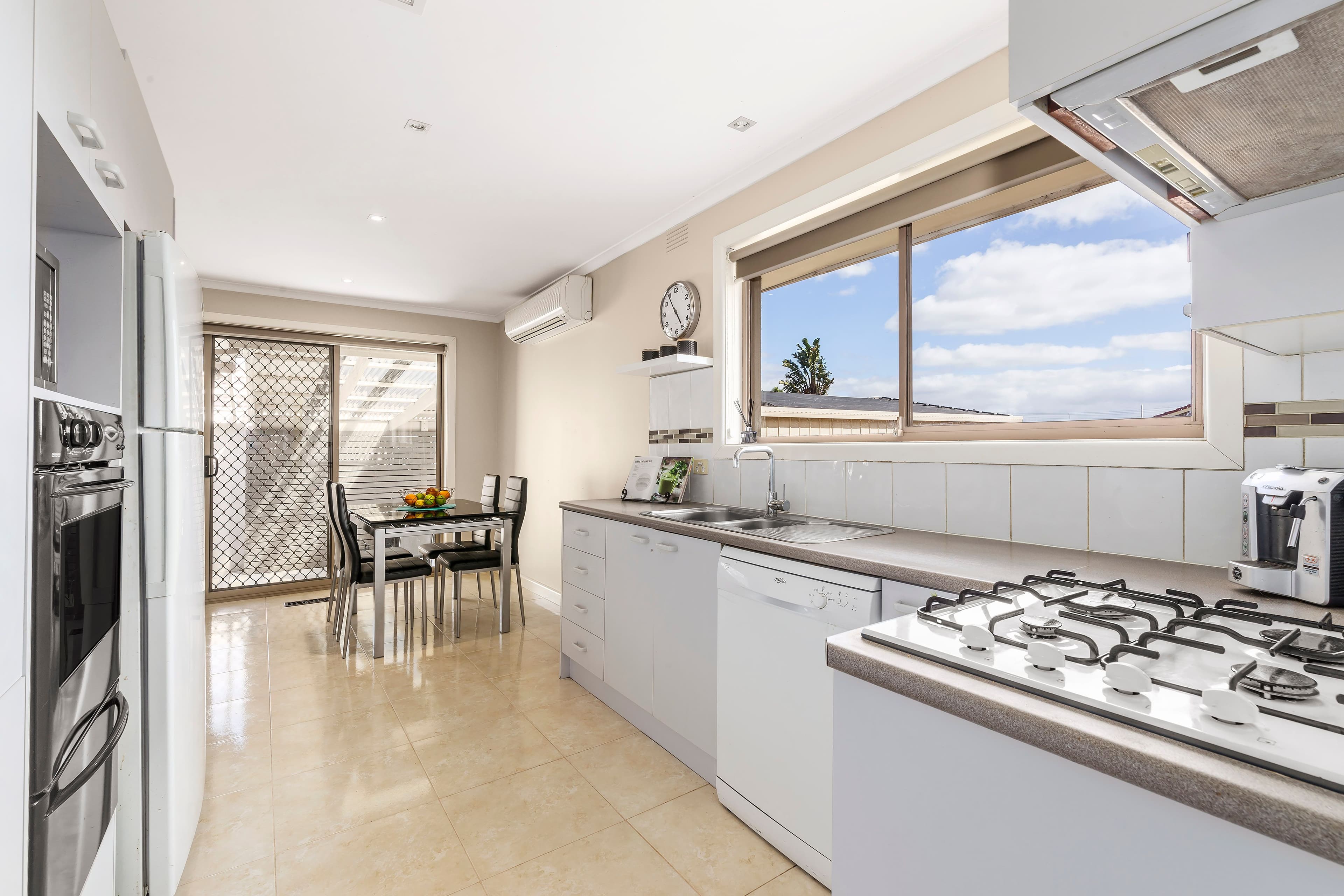 19 Dallas Drive, Lalor VIC 3075, Lalor - Thumbnail 4