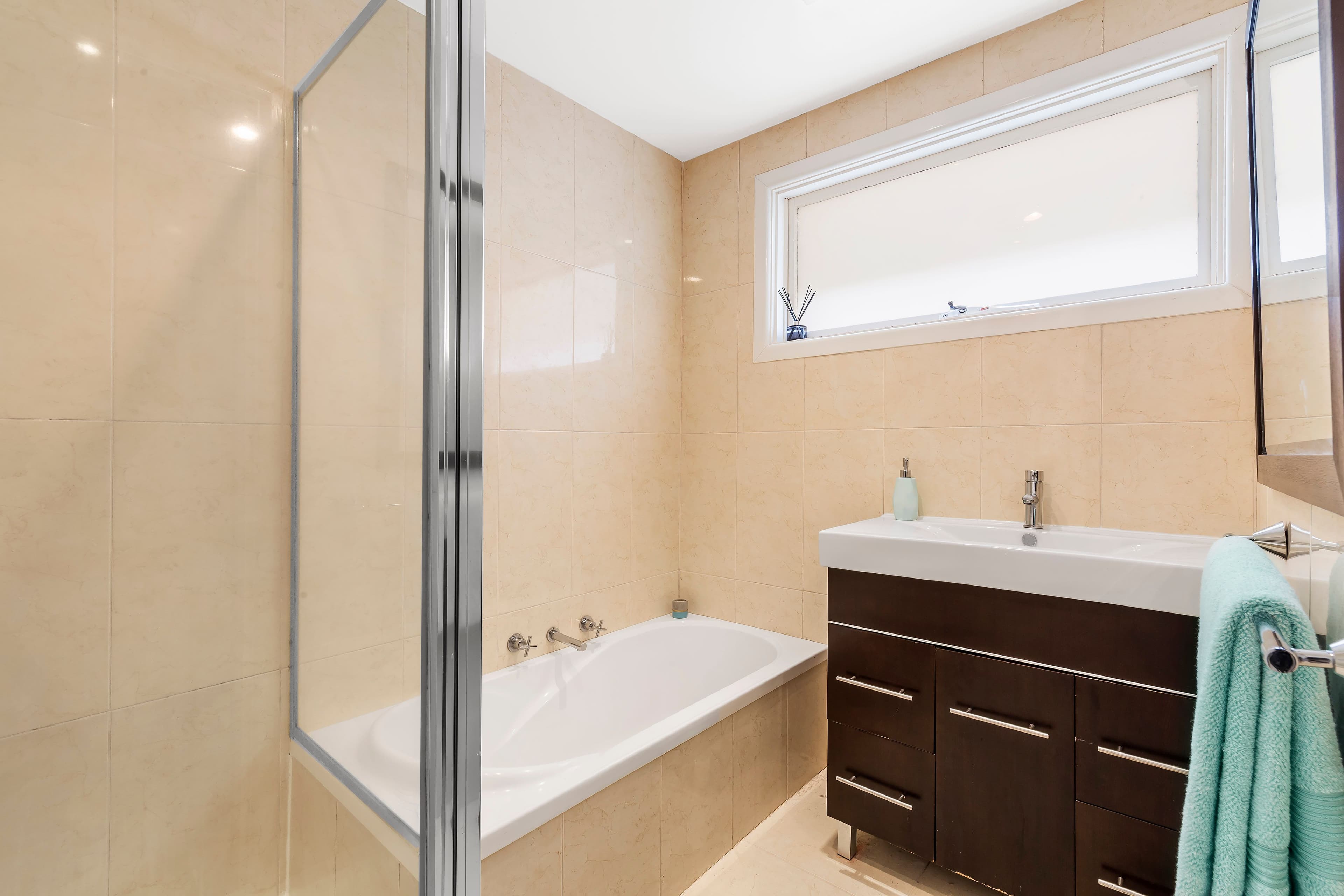 19 Dallas Drive, Lalor VIC 3075, Lalor - Thumbnail 6