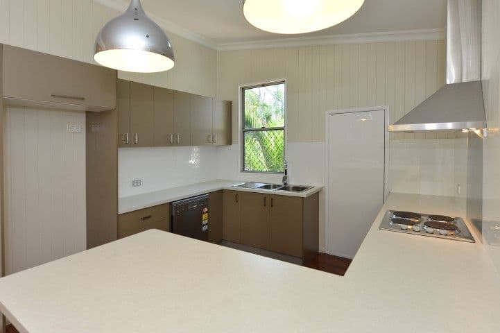 39 Gore Street, WESTBROOK QLD 4350, Westbrook - Thumbnail 4