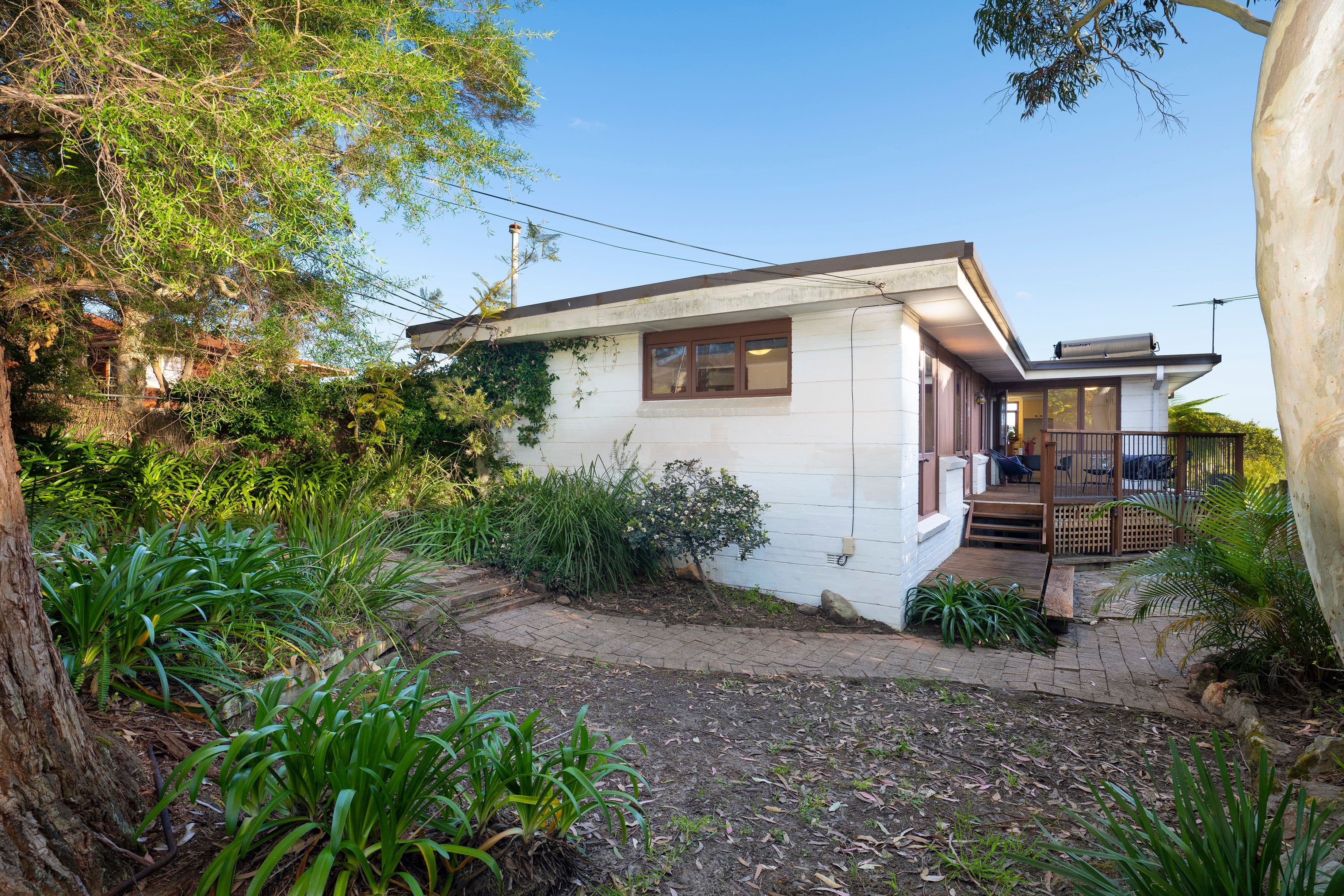 59 Roscommon Crescent, Killarney Heights NSW 2087, Killarney Heights - Thumbnail 3