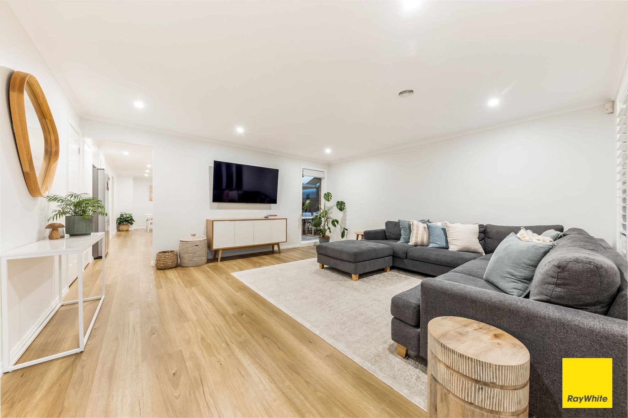 7 Mcmahon Crescent, Tarneit VIC 3029, Tarneit - Thumbnail 4