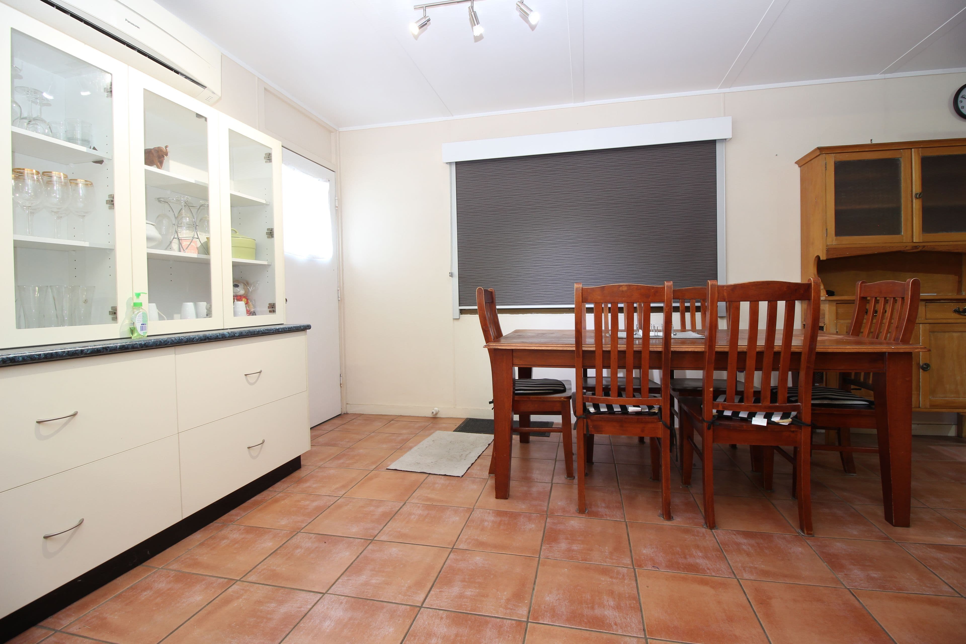 58 Baker Street, Emerald QLD 4720, Emerald - Thumbnail 7